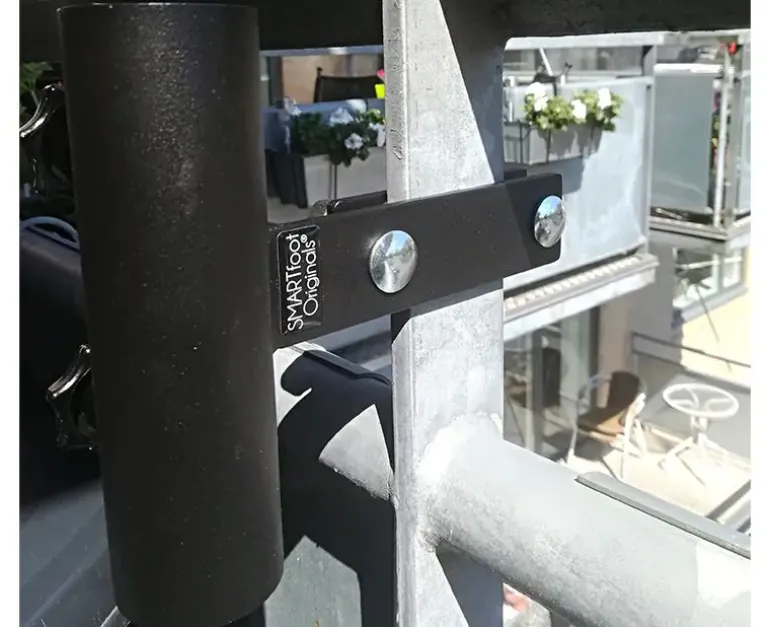 SMARTfoot Parasolholder til gelænder - Lodret
